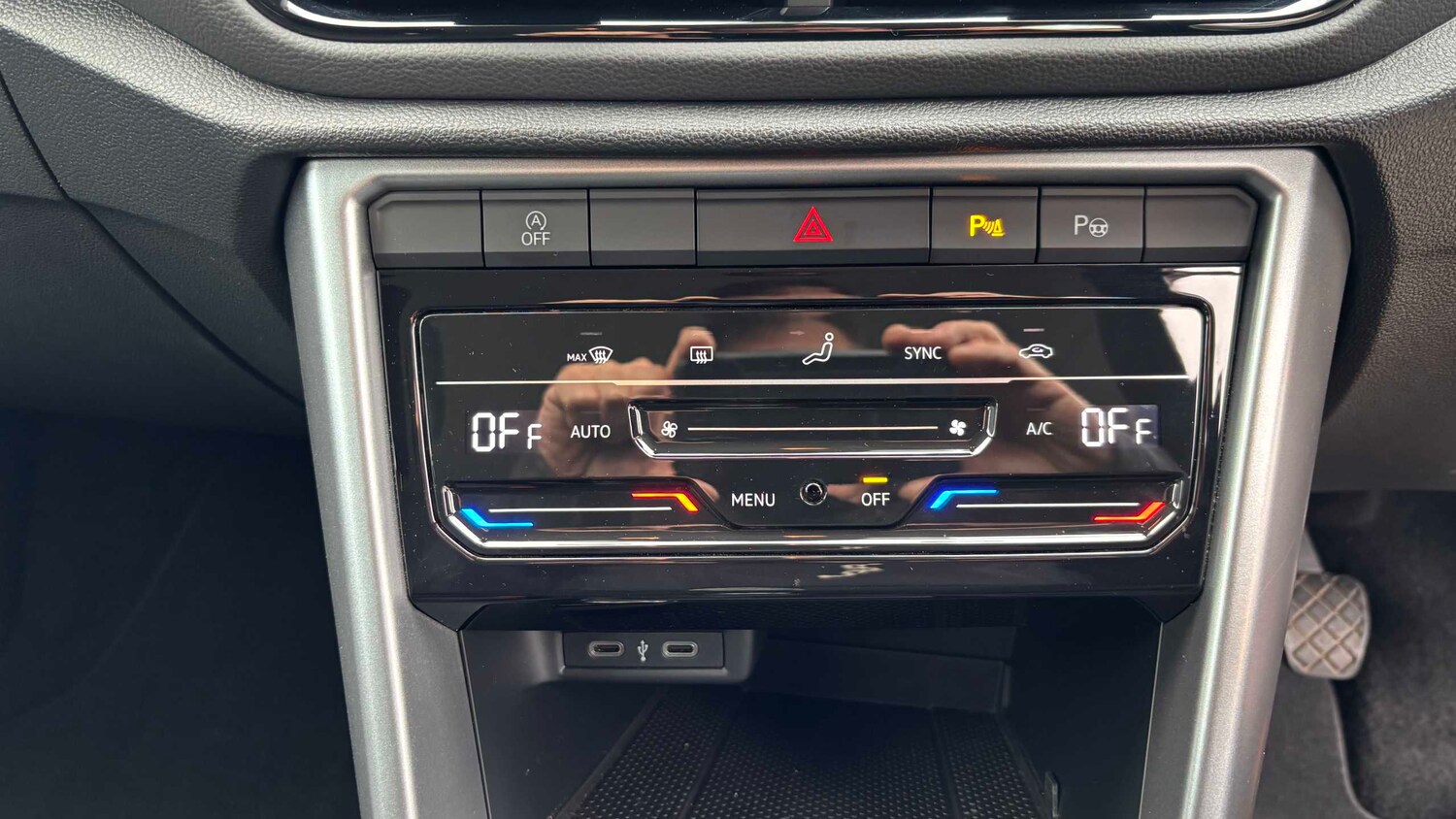 Used Volkswagen T-Roc for sale - 77859535: Photo 21