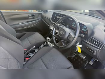 Used Hyundai BAYON 2023 for sale - 79415435: Photo