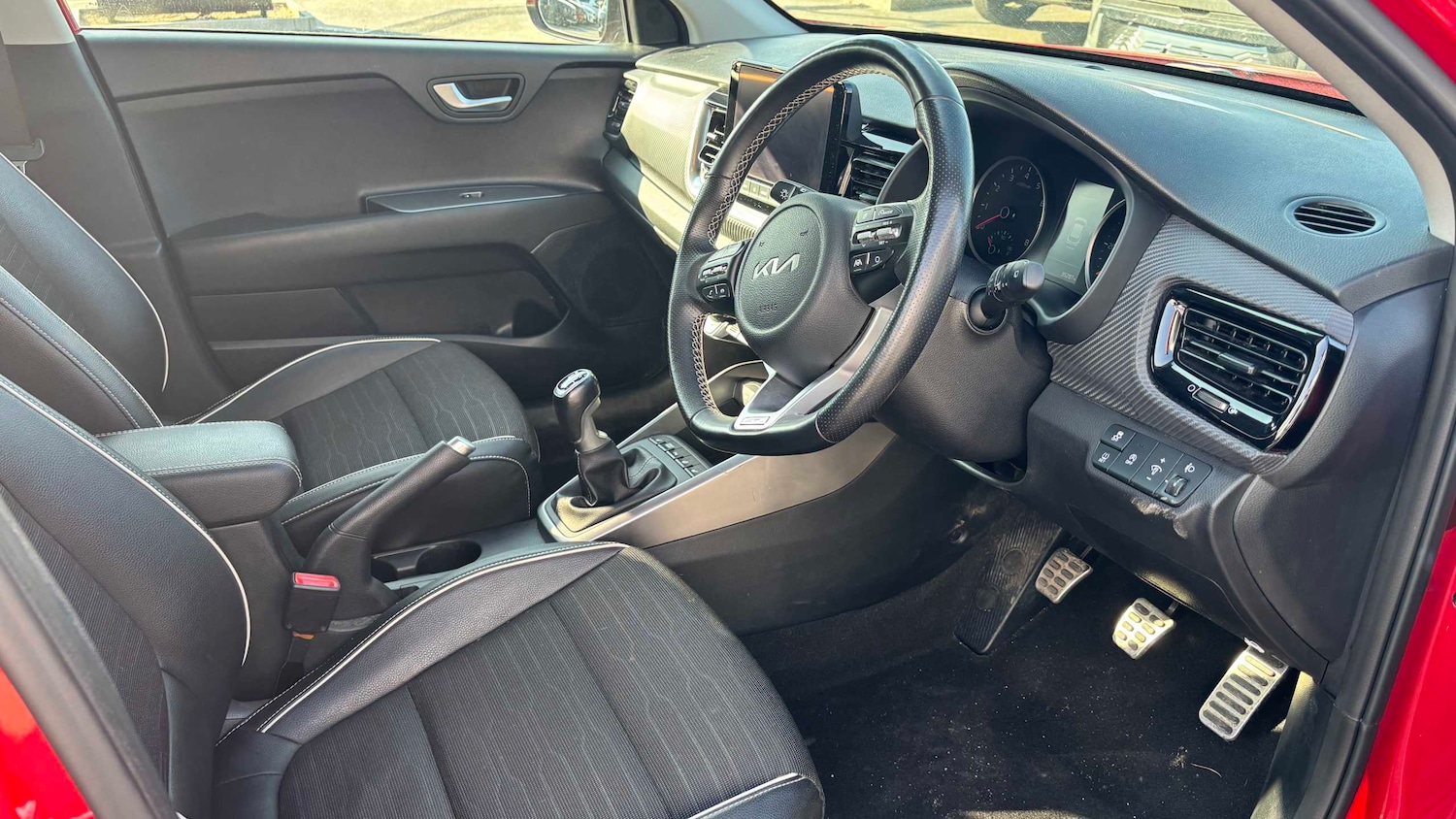 Used Kia Stonic for sale - 77858650: Photo 14