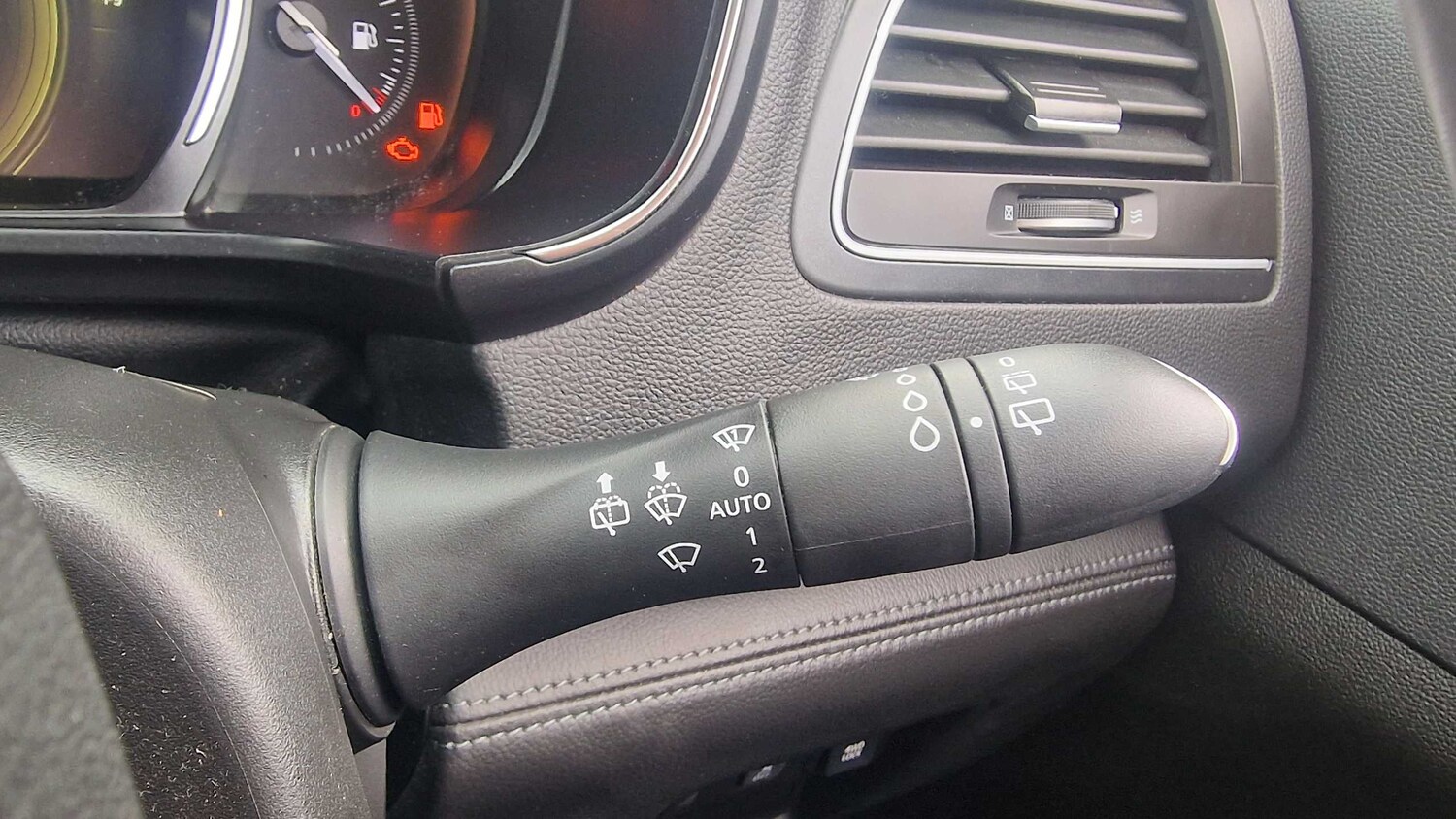 Used Renault Koleos for sale - 77859071: Photo 26