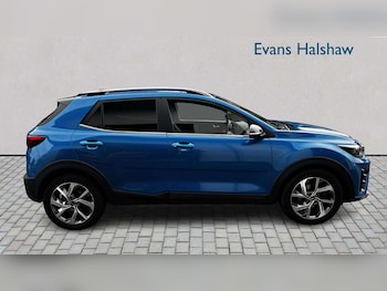 Used Kia Stonic 2024 for sale - 79499549: Photo