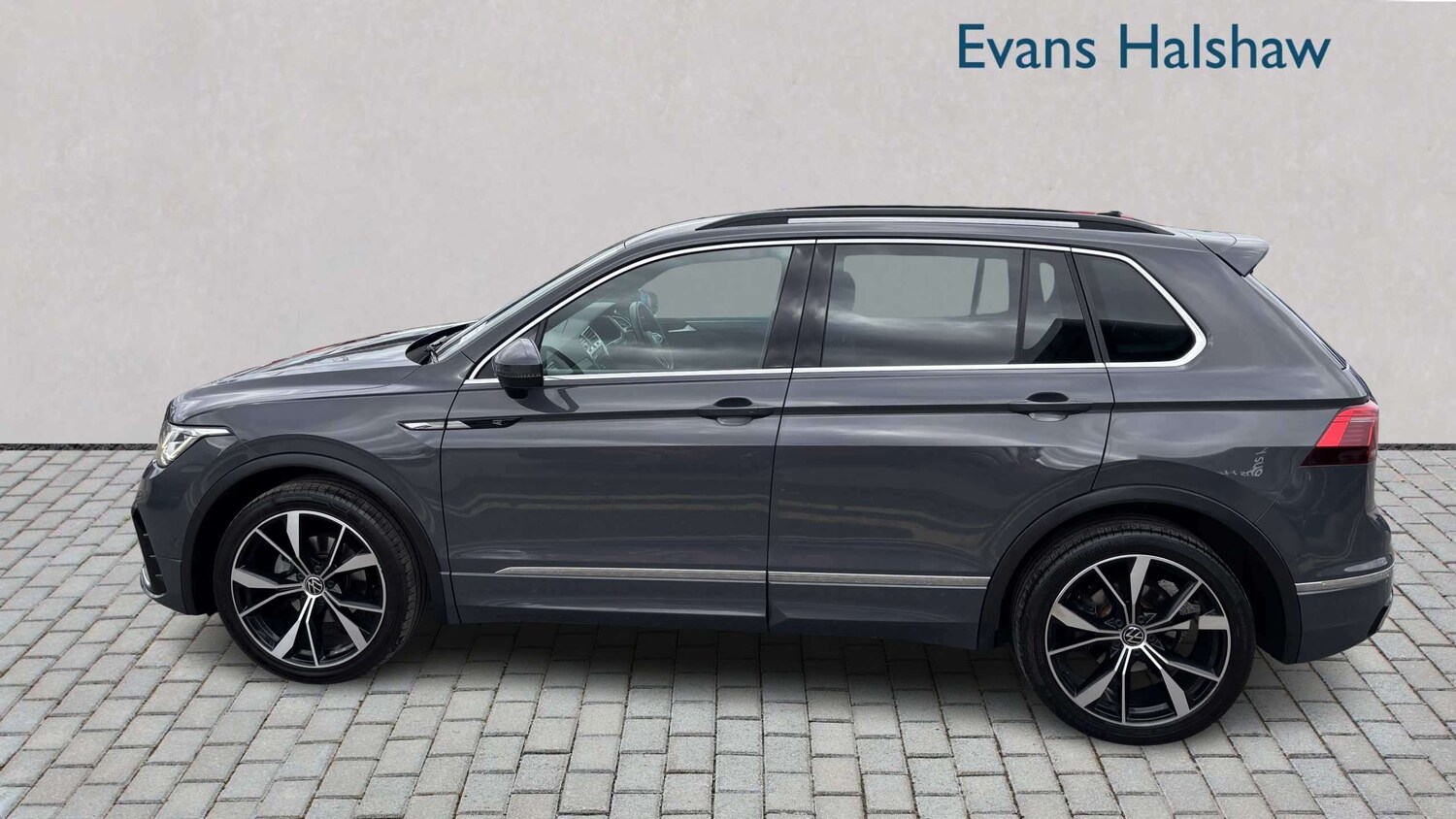 Used Volkswagen Tiguan for sale - 77862292: Photo 7