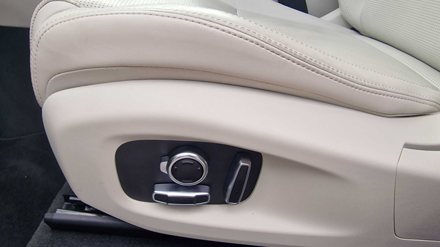 Used Jaguar F-Pace for sale - 77862685: Photo 18