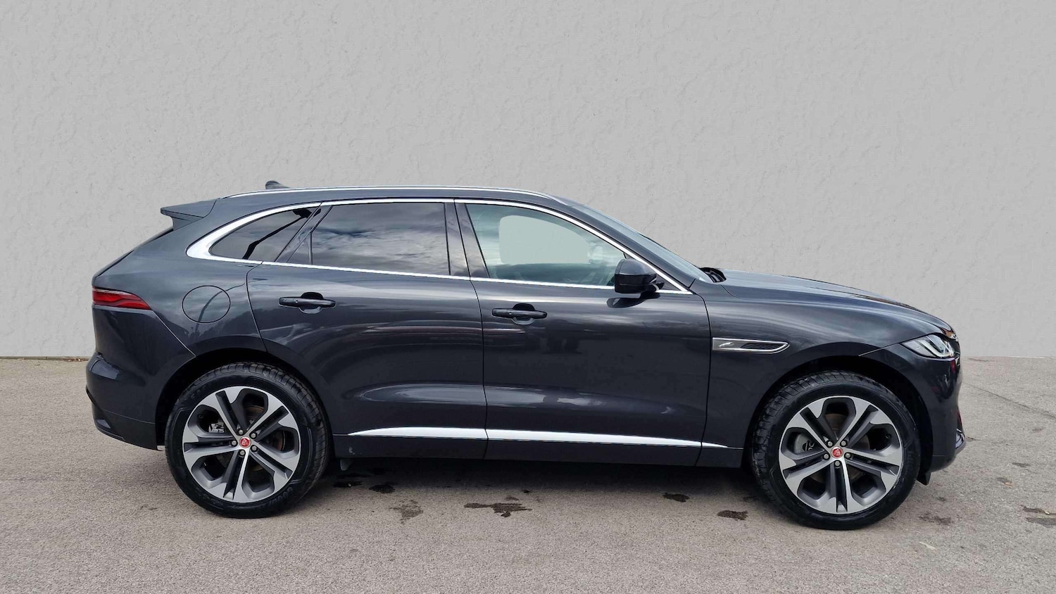 Used Jaguar F-Pace for sale - 77862685: Photo 2
