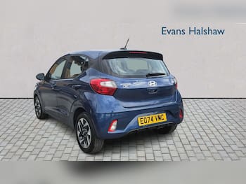 Used Hyundai i10 2024 for sale - 79702277: Photo