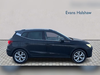 Used SEAT Arona 2023 for sale - 77886131: Photo