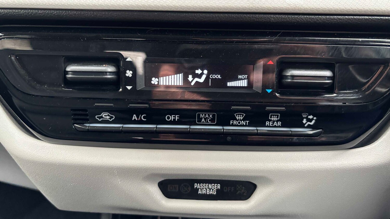 Used Suzuki Swift for sale - 77860947: Photo 30