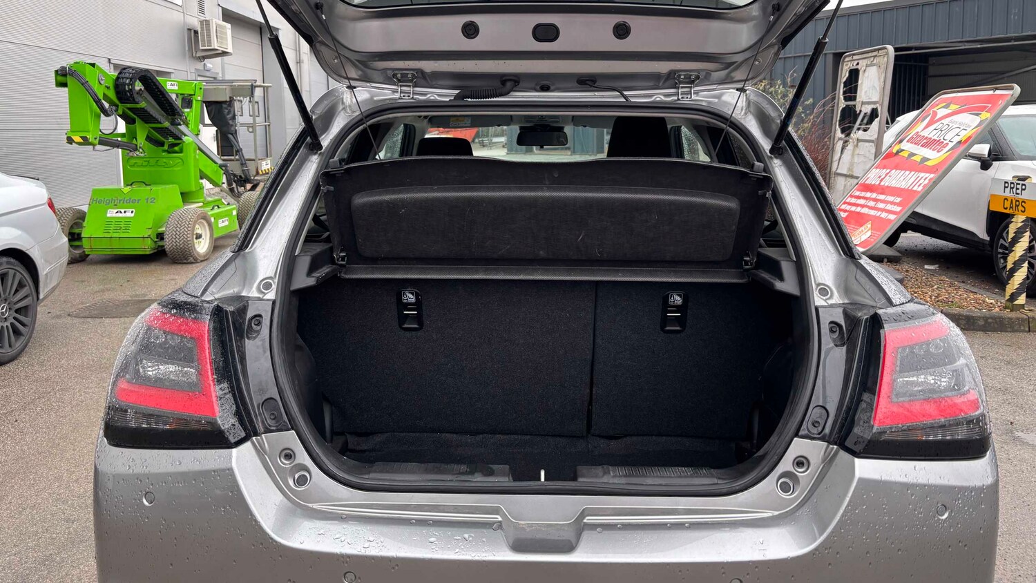 Used Suzuki Swift for sale - 77860947: Photo 9