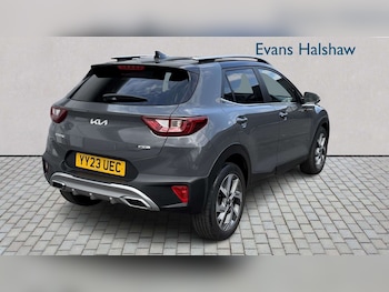 Used Kia Stonic 2023 for sale - 79270837: Photo