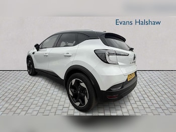 Used Renault Captur 2025 for sale - 79271059: Photo