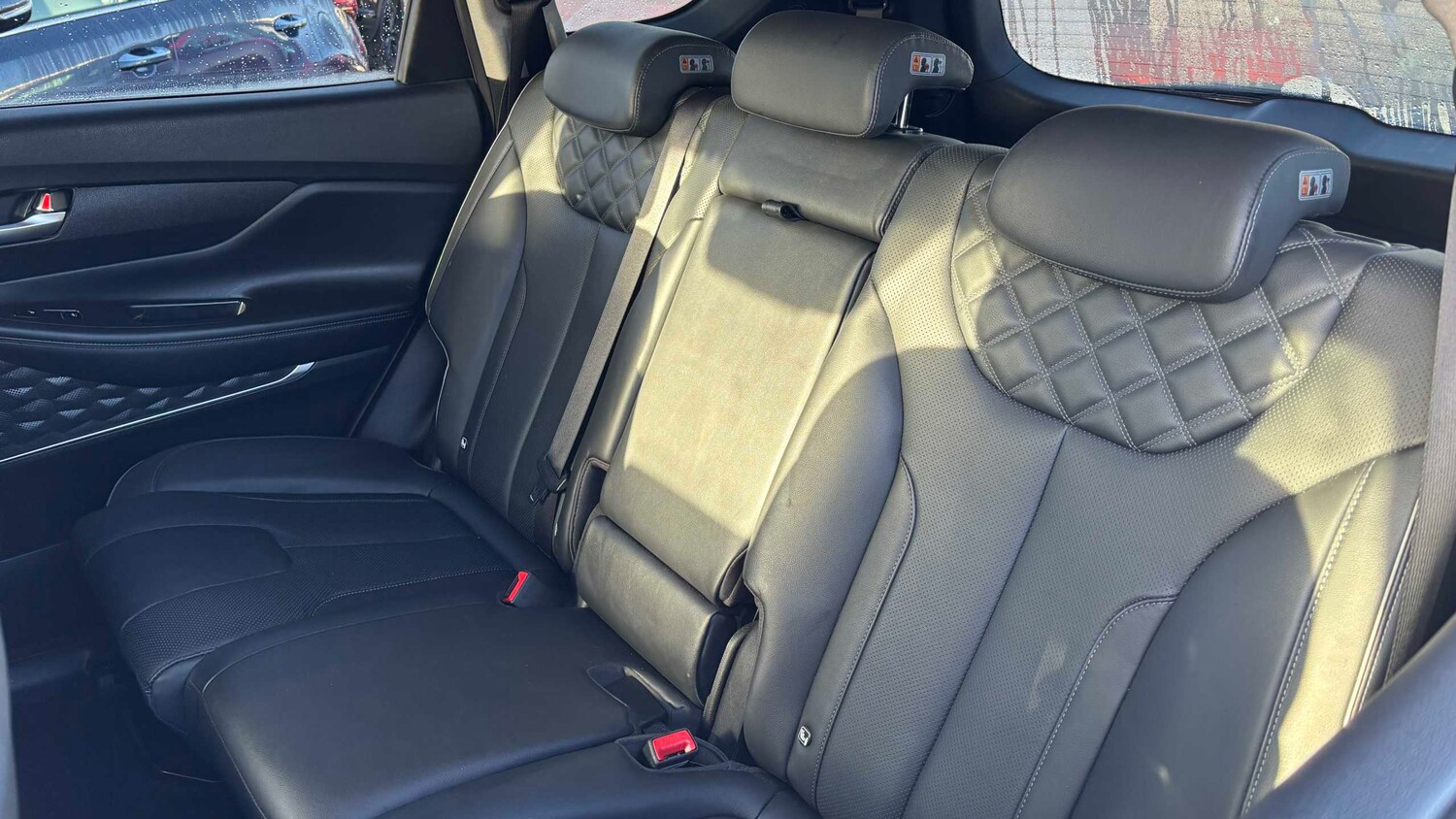 Used Hyundai Santa Fe for sale - 77861955: Photo 11