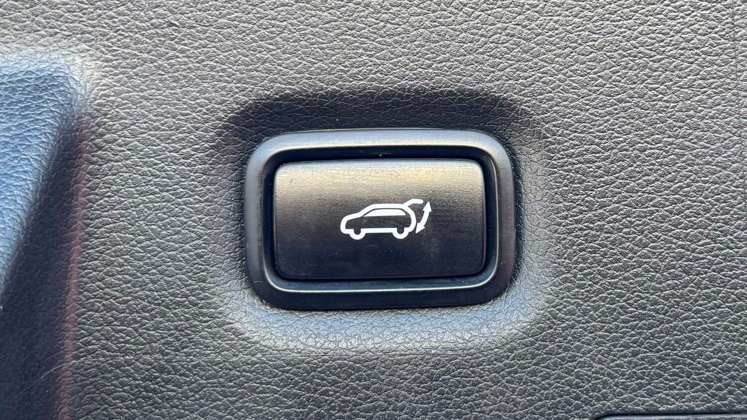 Used Hyundai Santa Fe for sale - 77861955: Photo 27