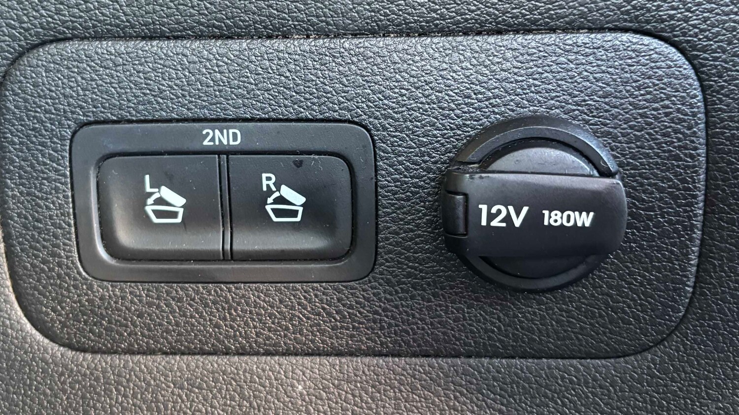 Used Hyundai Santa Fe for sale - 77861955: Photo 29