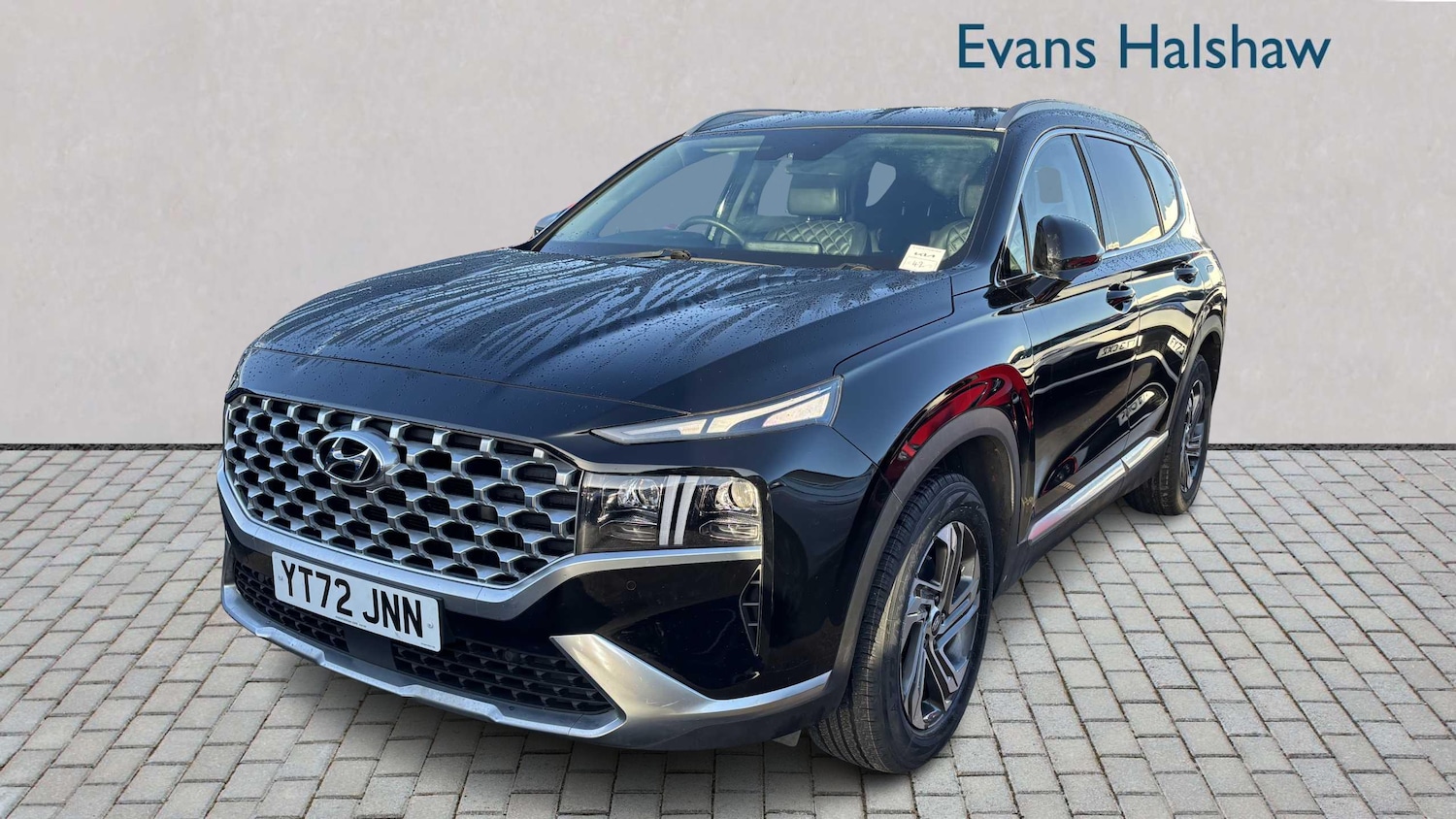 Used Hyundai Santa Fe for sale - 77861955: Photo 4