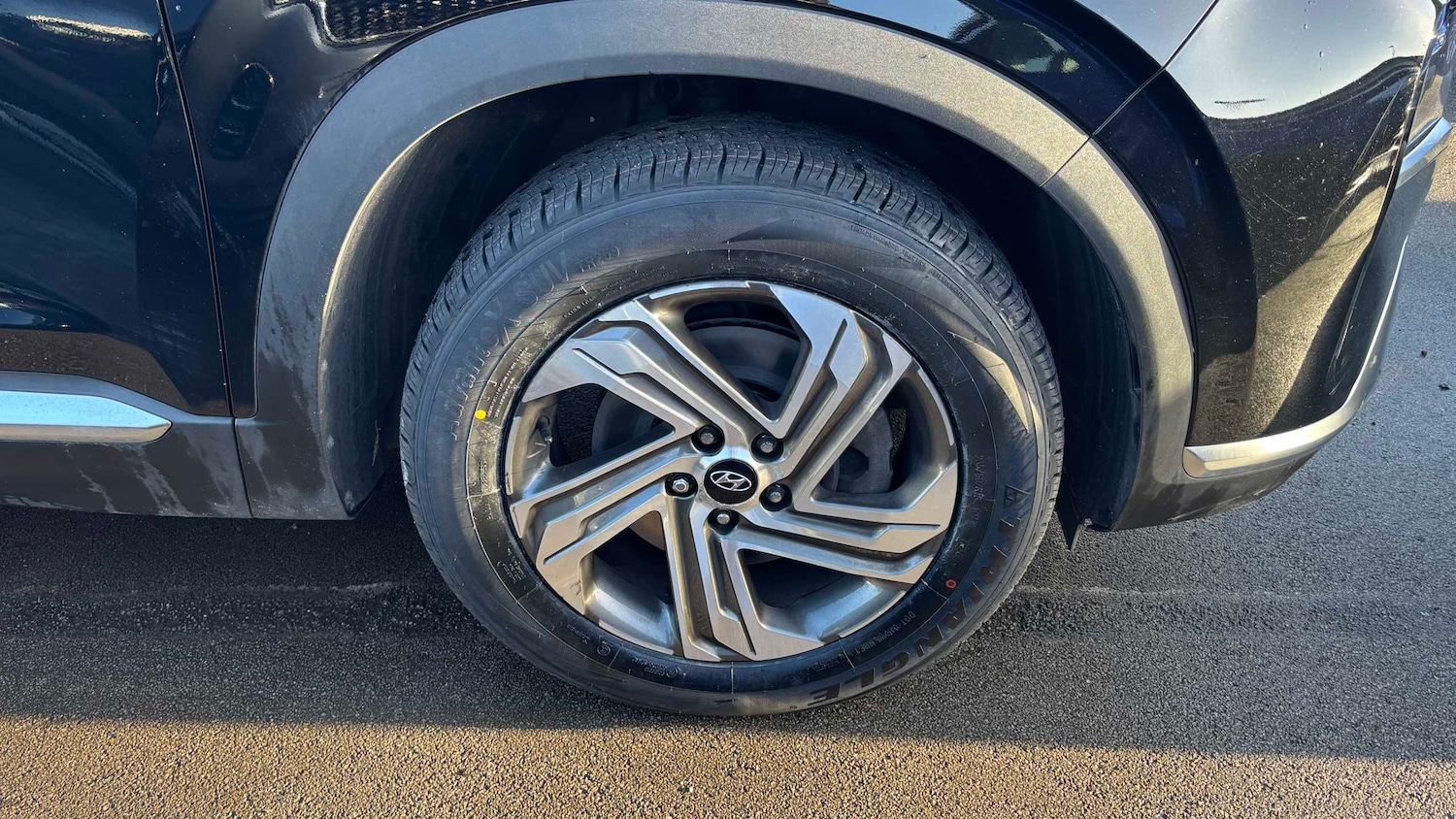 Used Hyundai Santa Fe for sale - 77861955: Photo 5