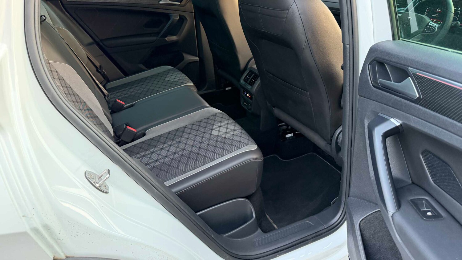 Used Volkswagen Tiguan for sale - 77861816: Photo 28