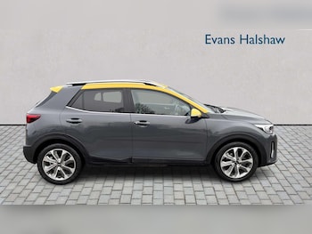 Used Kia Stonic 2023 for sale - 77859987: Photo