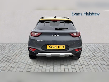 Used Kia Stonic 2023 for sale - 77859987: Photo