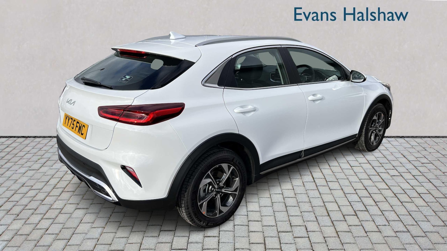 Used Kia XCeed 2025 for sale - 78060343: Photo 3