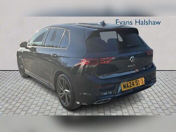 Used Volkswagen Golf 2024 for sale - 78321959: Photo