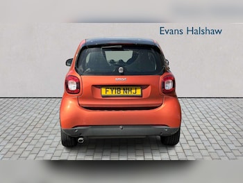 Used smart fortwo 2018 for sale - 79134553: Photo