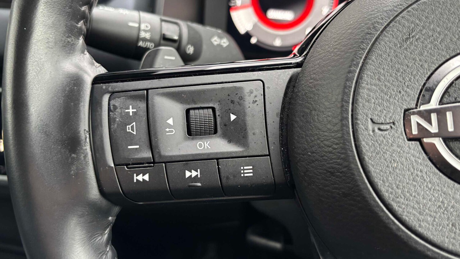 Used Nissan Qashqai for sale - 77858603: Photo 21