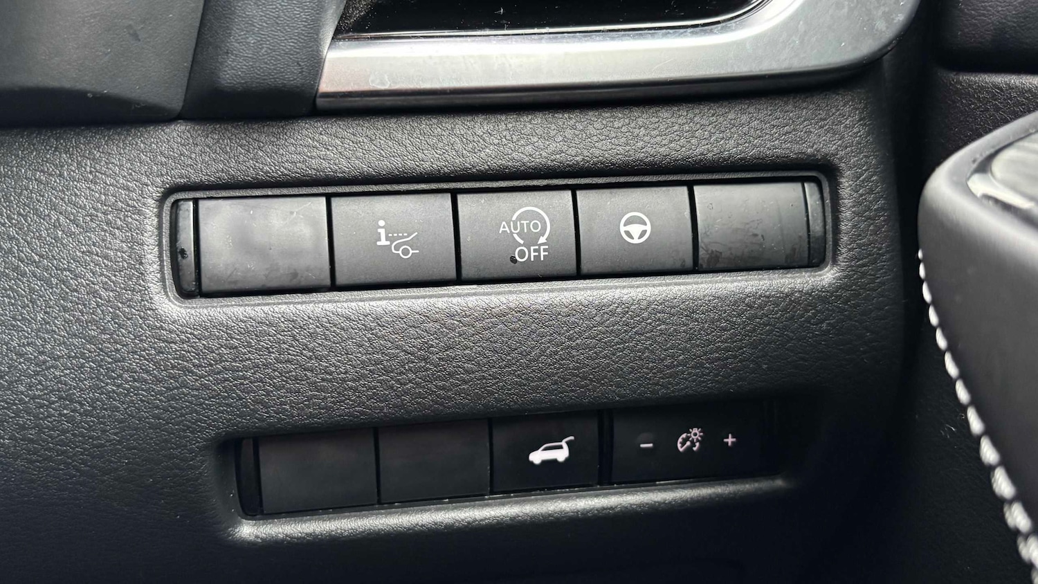 Used Nissan Qashqai for sale - 77858603: Photo 25