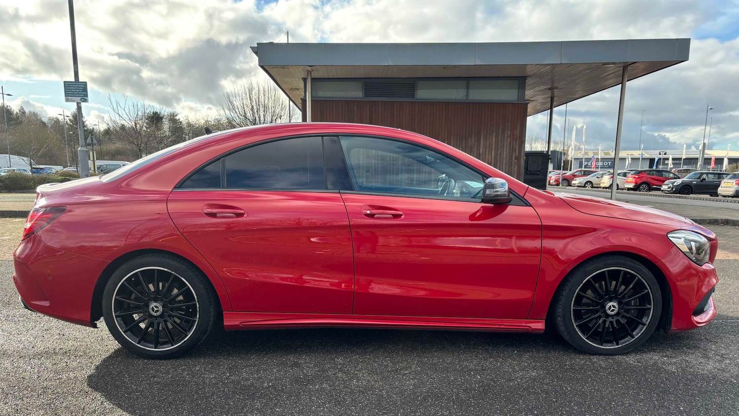 Used Mercedes-Benz CLA for sale - 77856551: Photo 2