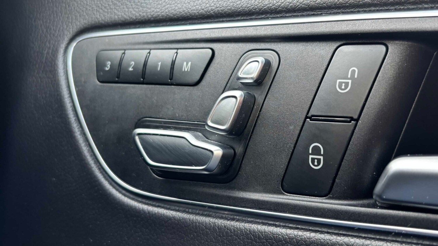 Used Mercedes-Benz CLA for sale - 77856551: Photo 21