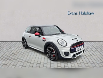 Used MINI Hatch 2017 for sale - 79040303: Photo