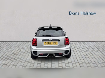 Used MINI Hatch 2017 for sale - 79040303: Photo