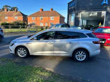 Used Renault Megane 2017 for sale - 73293050: Photo