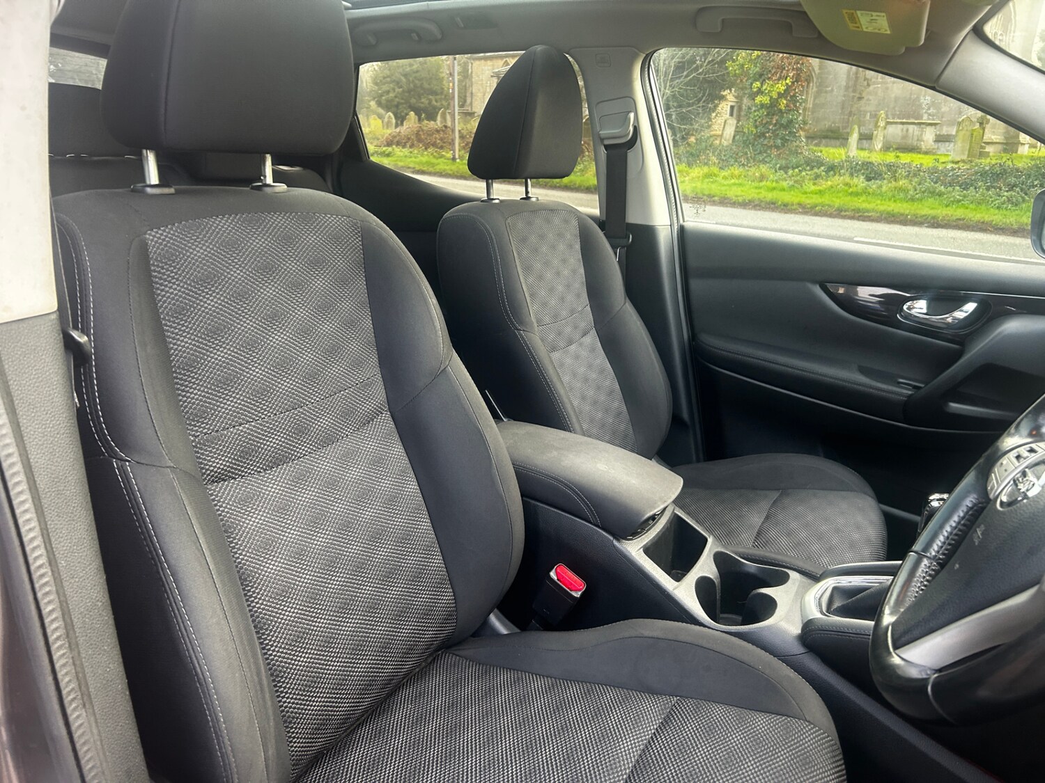 Used Nissan Qashqai 2016 for sale - 76795716: Photo 11