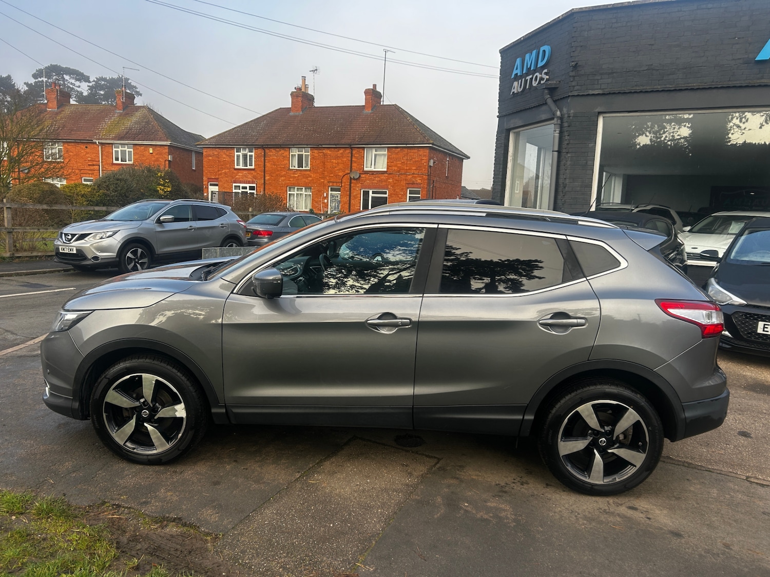 Used Nissan Qashqai 2016 for sale - 76795716: Photo 2