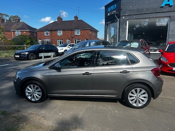 Used Volkswagen Polo 2019 for sale - 78341205: Photo