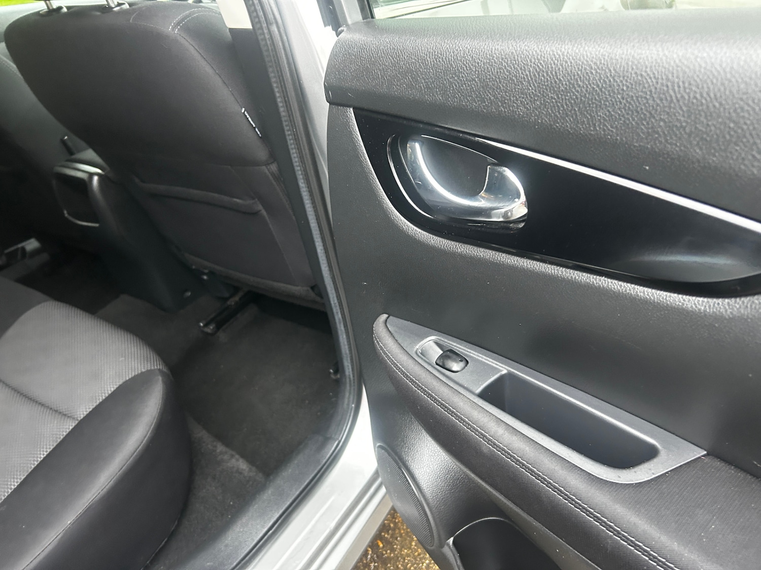 Used Nissan Qashqai 2017 for sale - 76553742: Photo 10