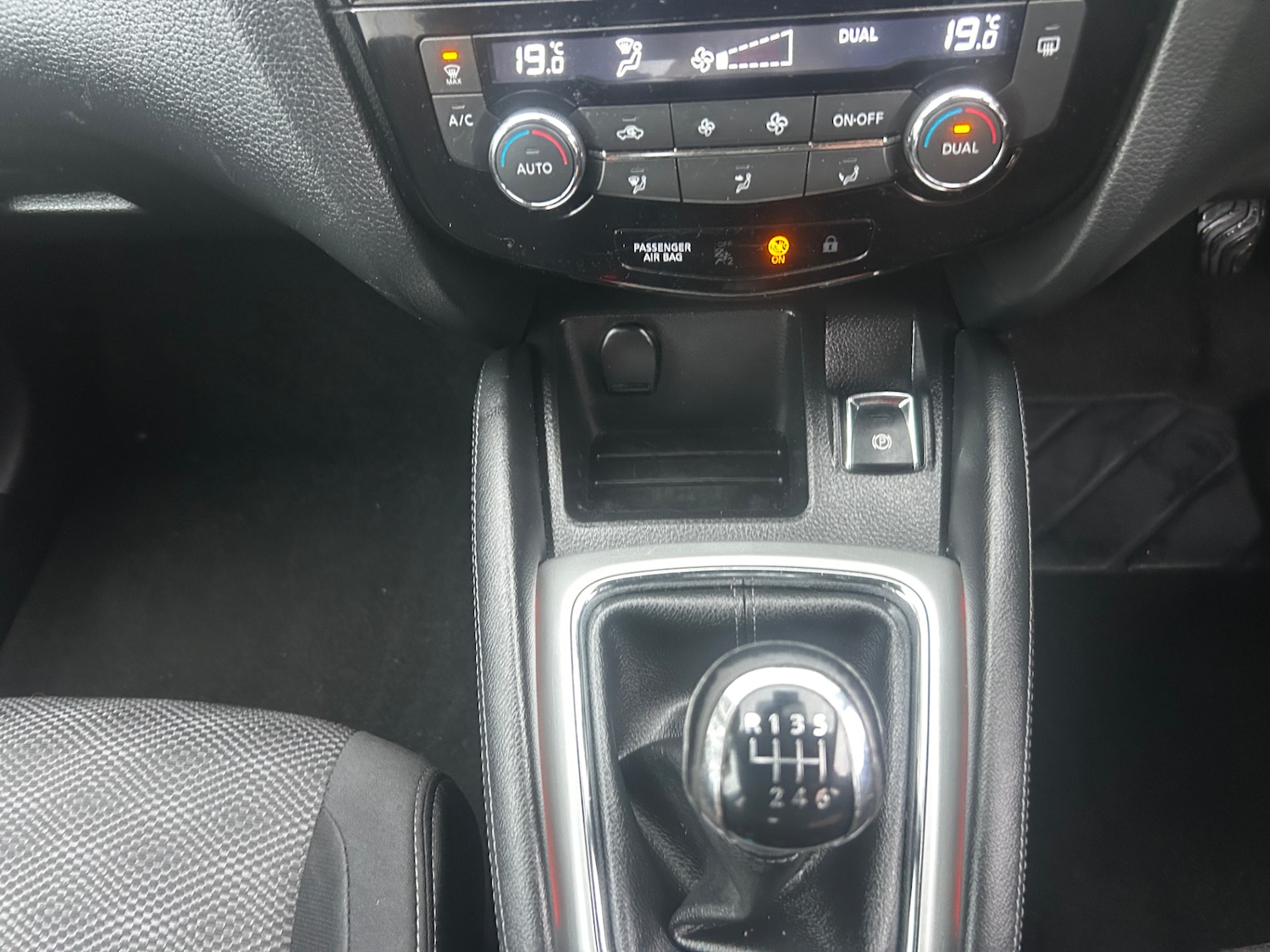 Used Nissan Qashqai 2017 for sale - 76553742: Photo 18