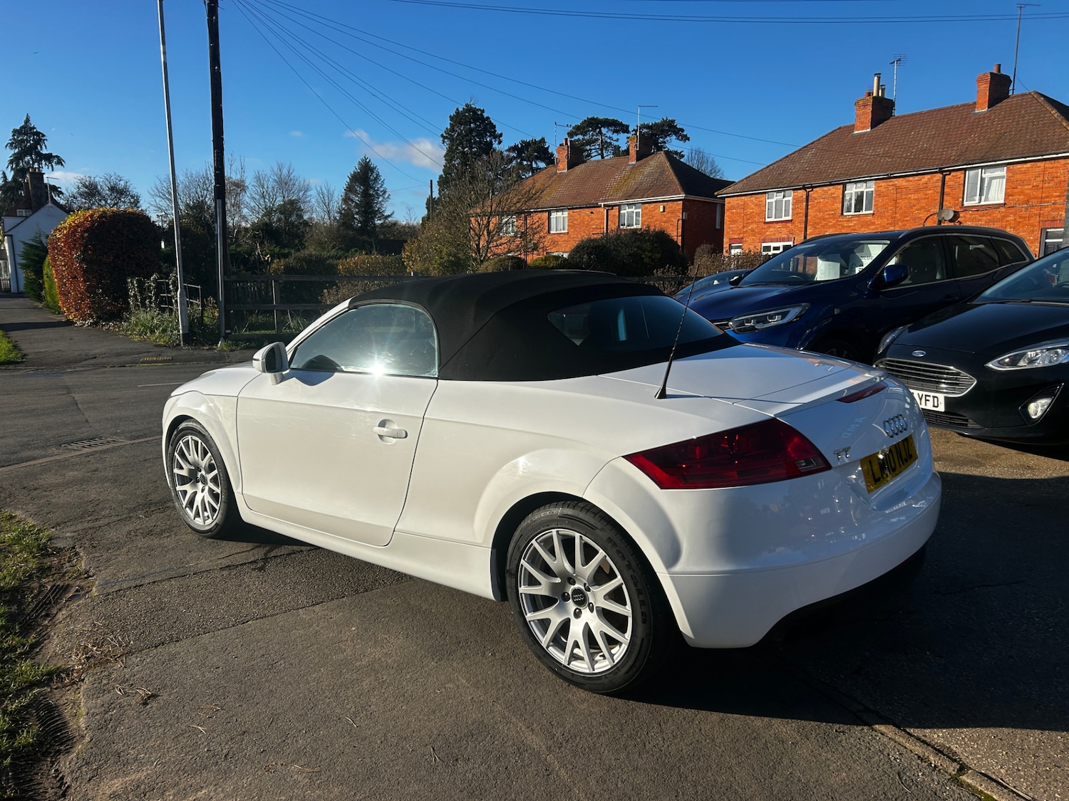 Used Audi TT 2010 for sale - 76693921: Photo 3