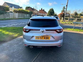 Used Renault Megane 2017 for sale - 78577104: Photo