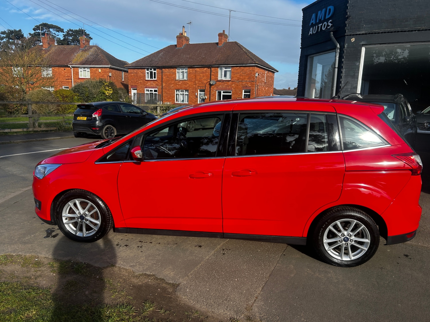 Used Ford Grand C-Max 2018 for sale - 78064225: Photo 2