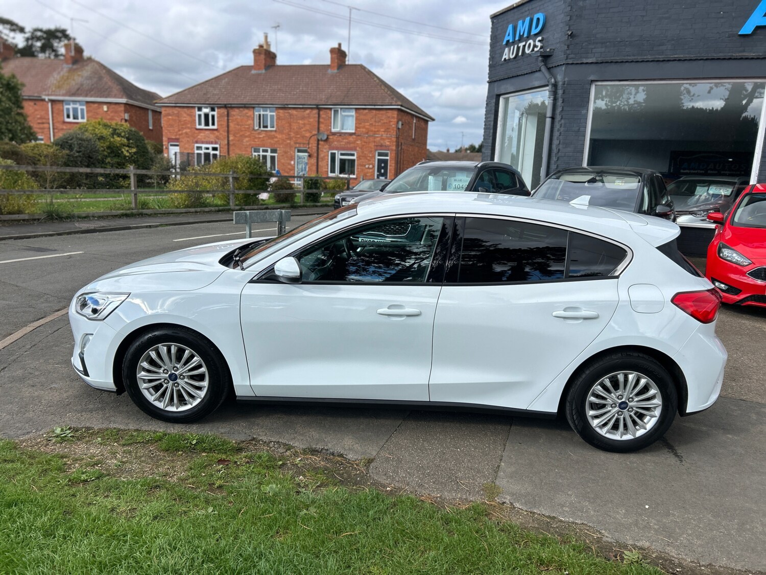 Used Ford Focus 2019 for sale - 76290047: Photo 2