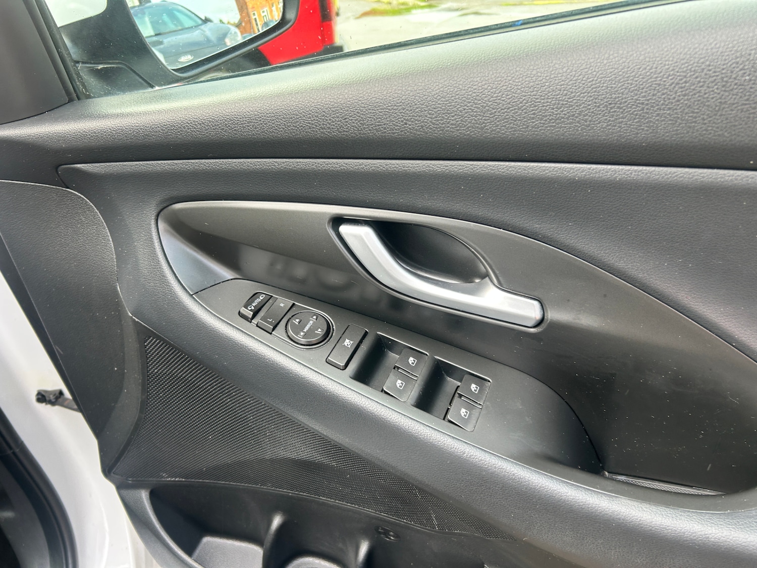 Used Hyundai i30 2017 for sale - 76339835: Photo 12