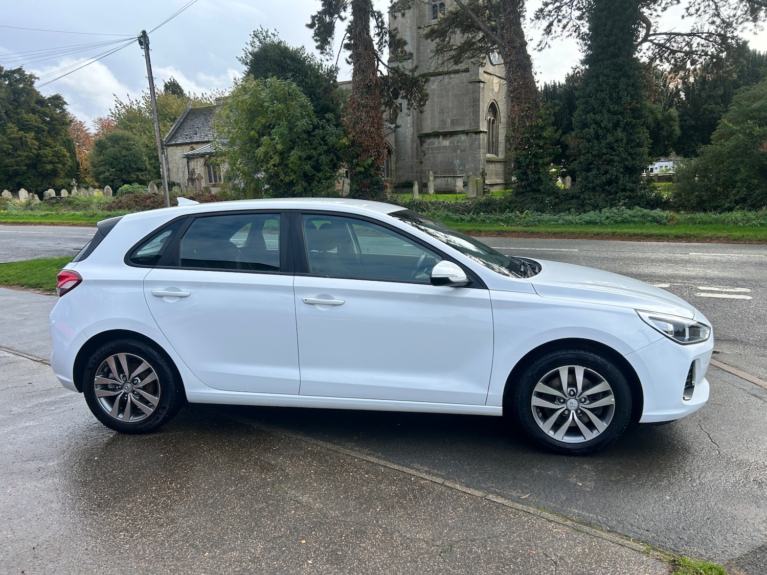 Used Hyundai i30 2017 for sale - 76339835: Photo 6