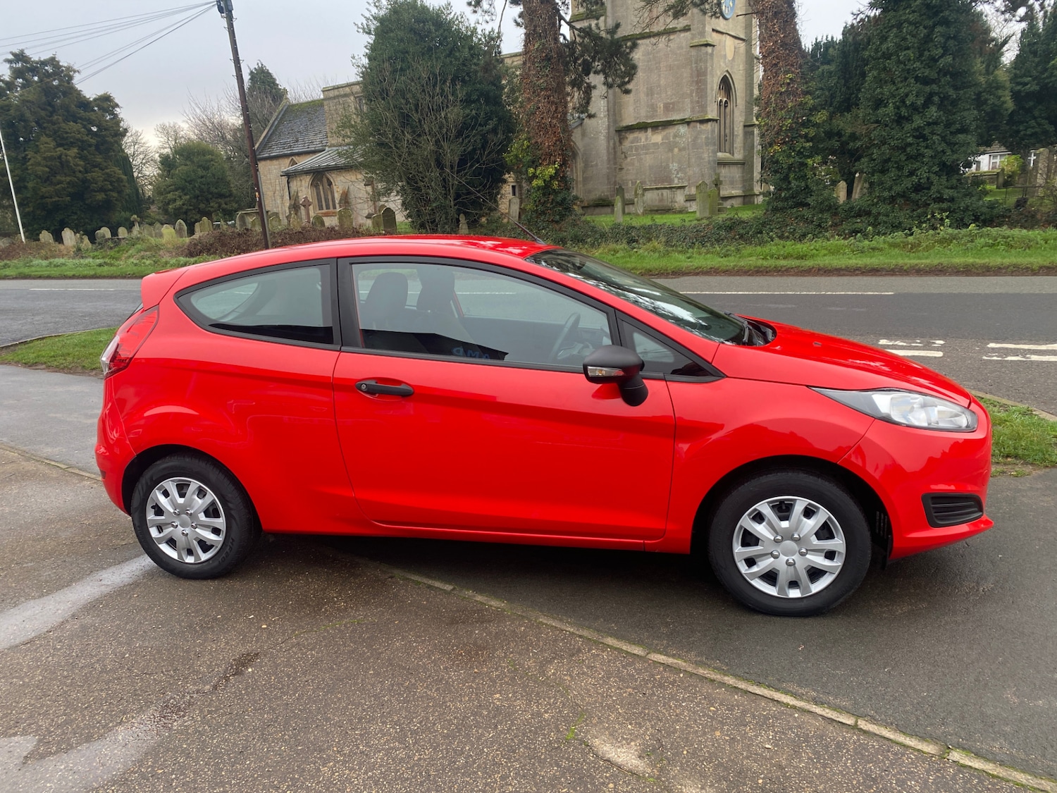 Used Ford Fiesta 2014 for sale - 76969452: Photo 6