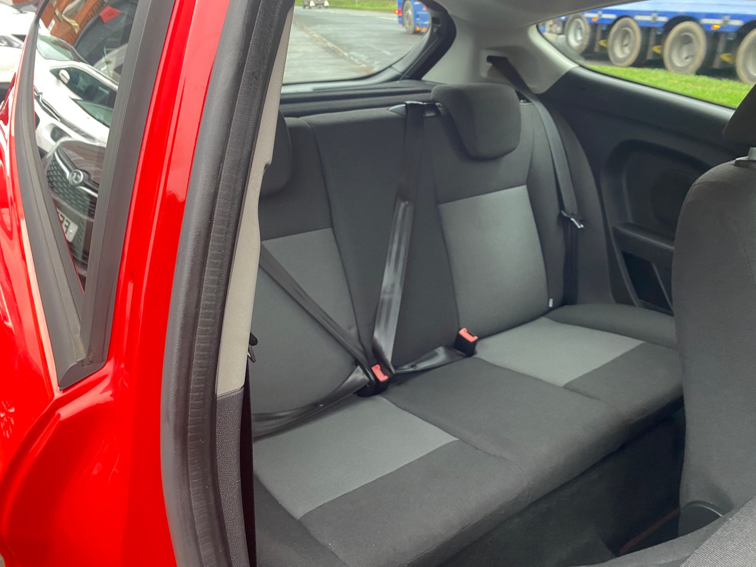 Used Ford Fiesta 2014 for sale - 76969452: Photo 9