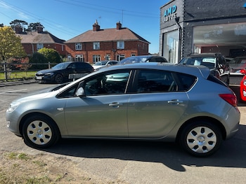 Used Vauxhall Astra 2012 for sale - 78353626: Photo