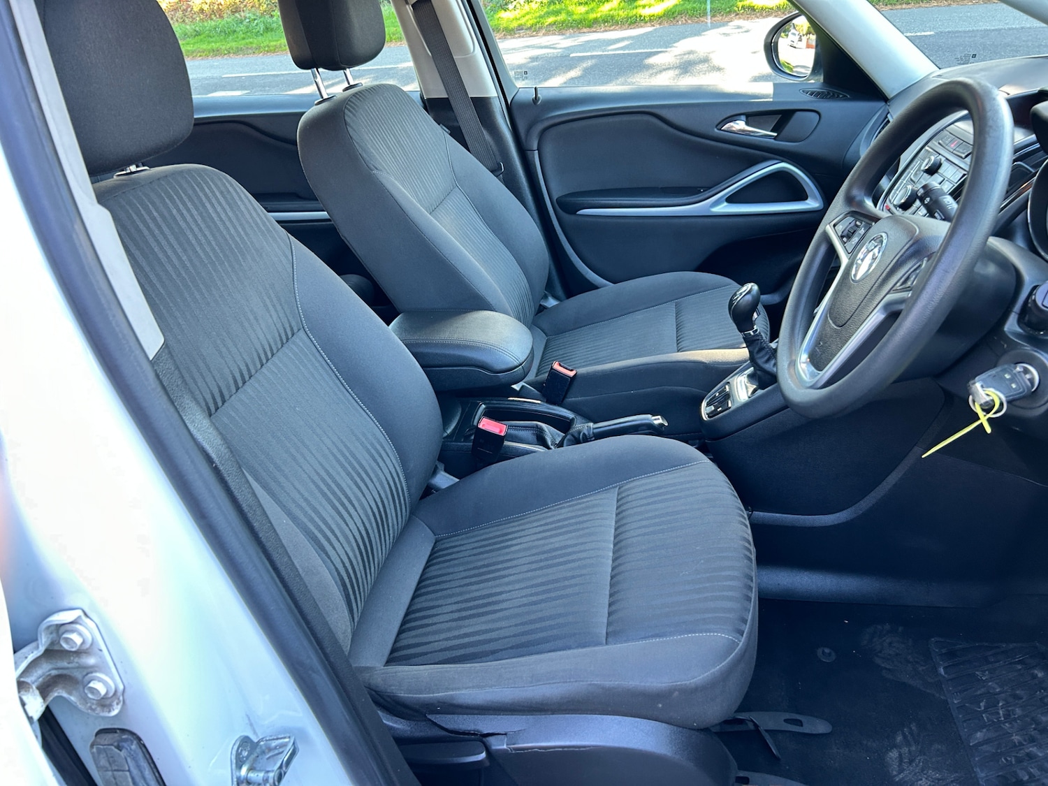 Used Vauxhall Zafira 2016 for sale - 76120395: Photo 10