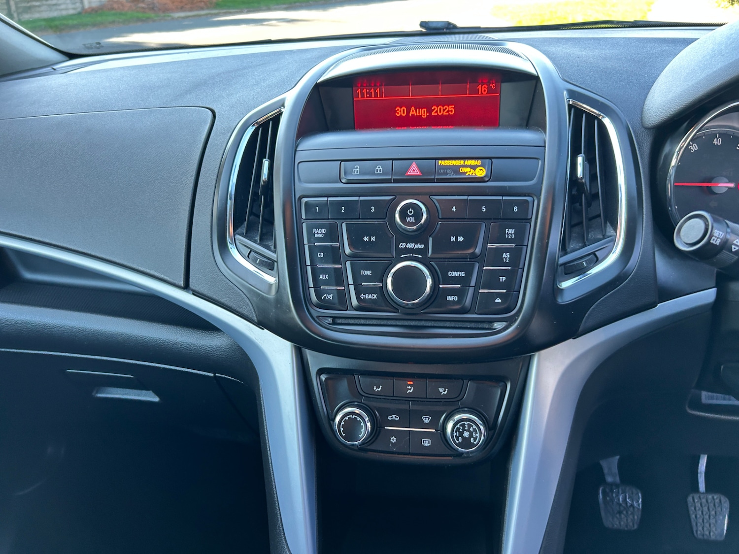 Used Vauxhall Zafira 2016 for sale - 76120395: Photo 14