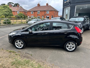 Used Ford Fiesta 2015 for sale - 75273045: Photo