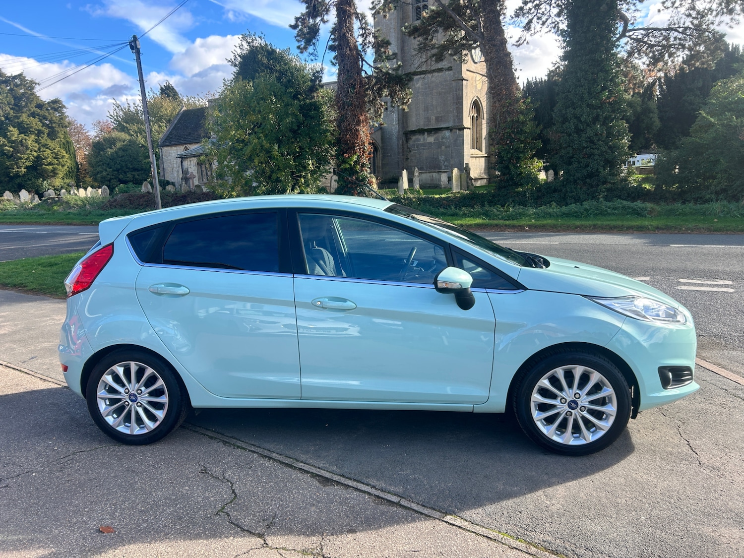 Used Ford Fiesta 2016 for sale - 76339740: Photo 6